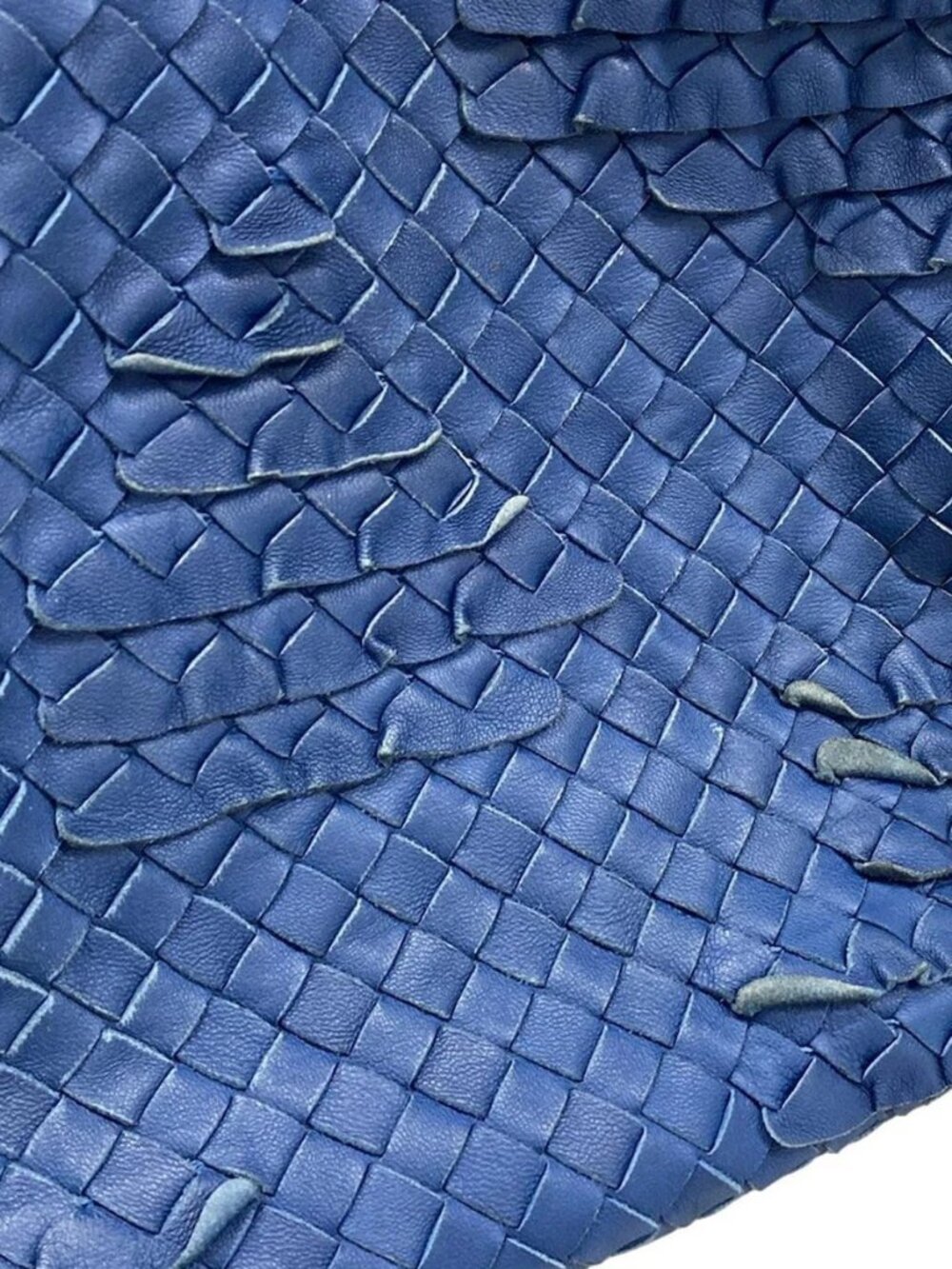 BOTTEGA VENETA Intrecciato Blue Leather B********* Handbag - Picture 8 of 15